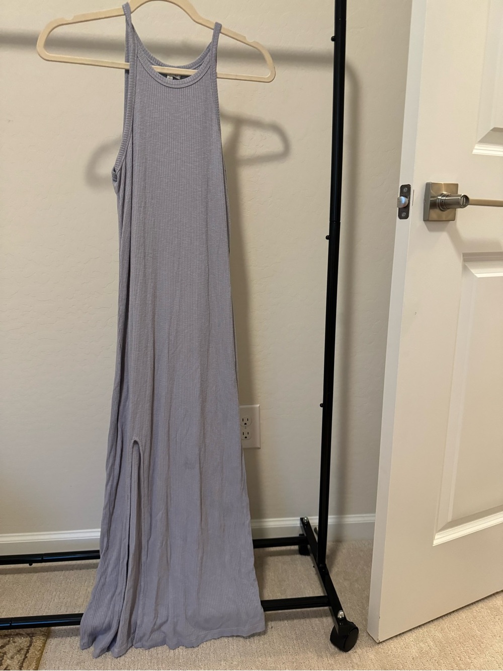 Light Lavender Ribbed Maxi Dress - Picture 2 of 3
